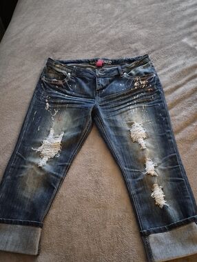 Almost Famous Distressed Dark Blue Cropped Paint-Splatter Jeans